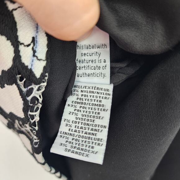 Diane Von Furstenburg Betty Black Lace Floral Knit Top Size US 14 - Picture 11 of 12